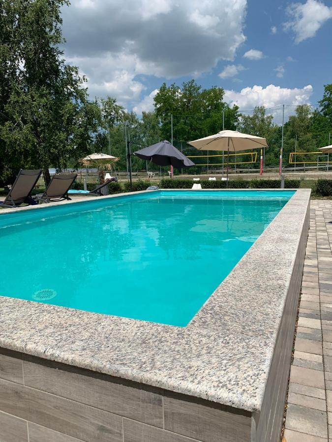 Mohácsi Wellness Vendégház és Lovasklub Esterno foto