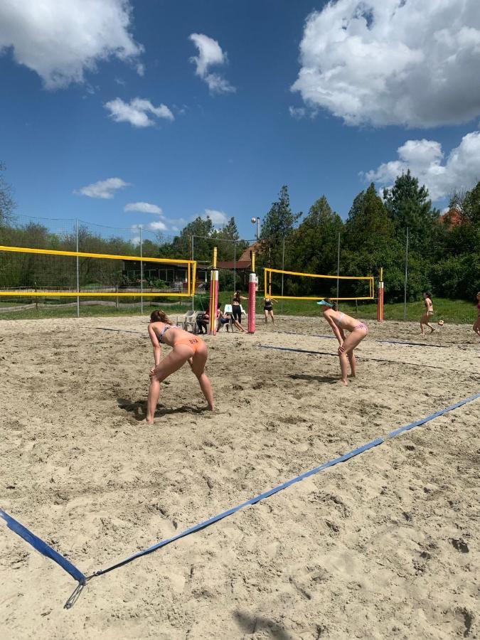 Mohácsi Wellness Vendégház és Lovasklub Esterno foto