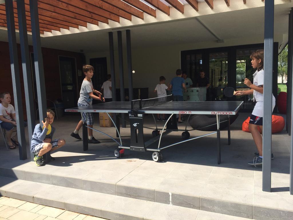 Mohácsi Wellness Vendégház és Lovasklub Esterno foto