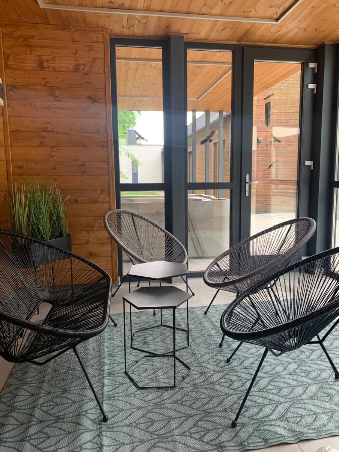Mohácsi Wellness Vendégház és Lovasklub Esterno foto